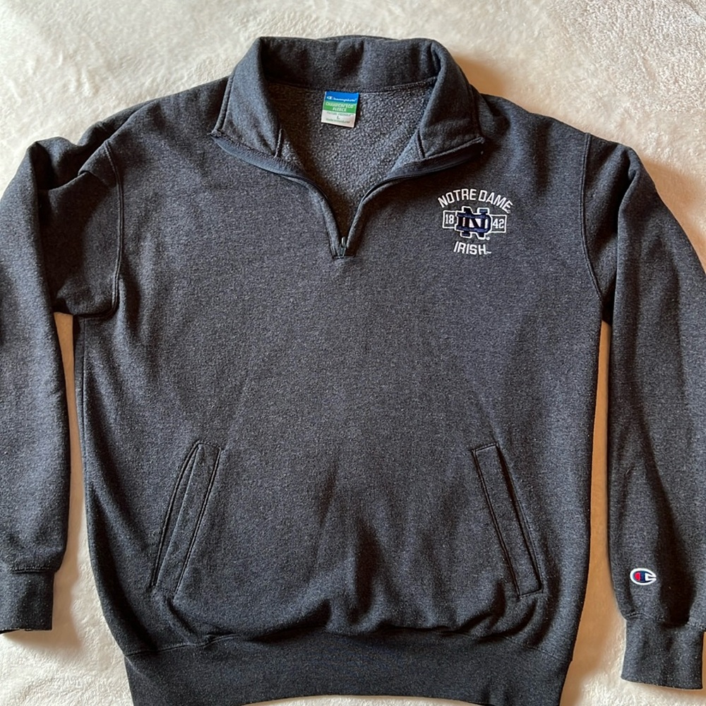 Champion Notre Dame fleece pullover, size L